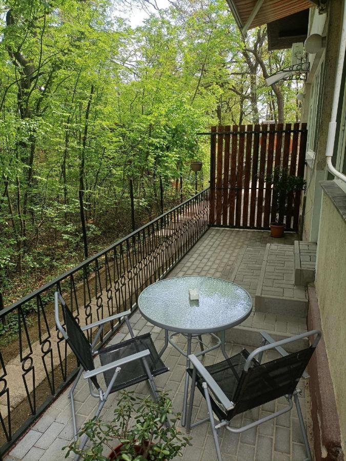 Toelgyfa Vendeghaz Hotel Balatonszepezd Exterior photo